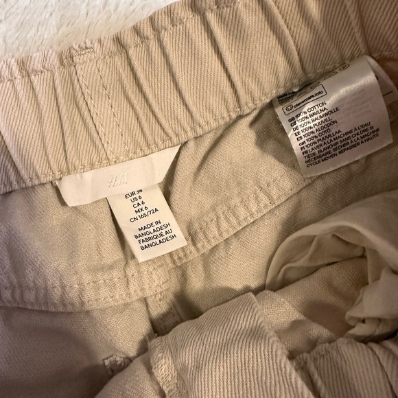 H&M cream straight leg jeans - Picture 4 of 5